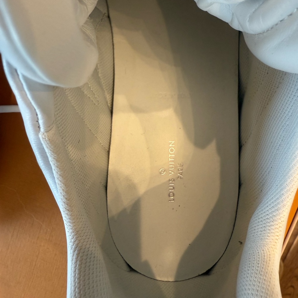 Louis Vuitton Black and White Sneakers - Picture 6 of 8